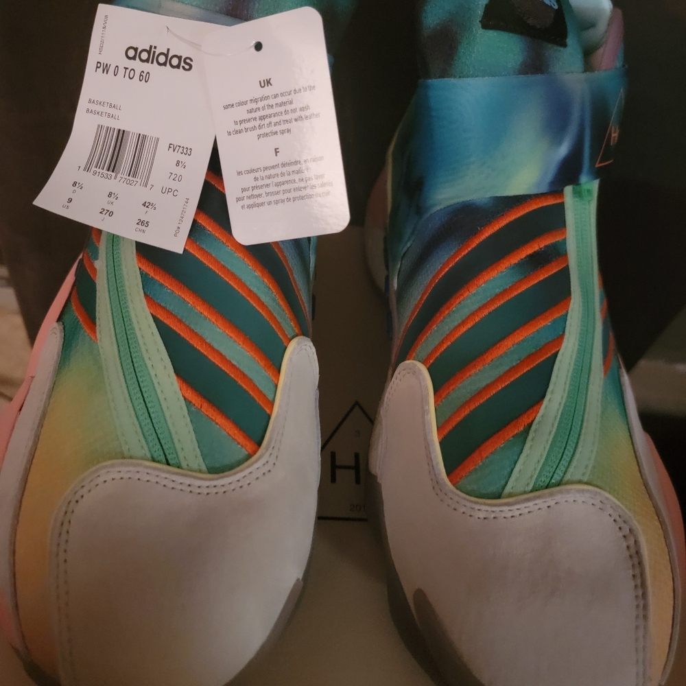 Pharell Williams  multi color Addidas sneaker Size 9 men's US. Supplier Colour/